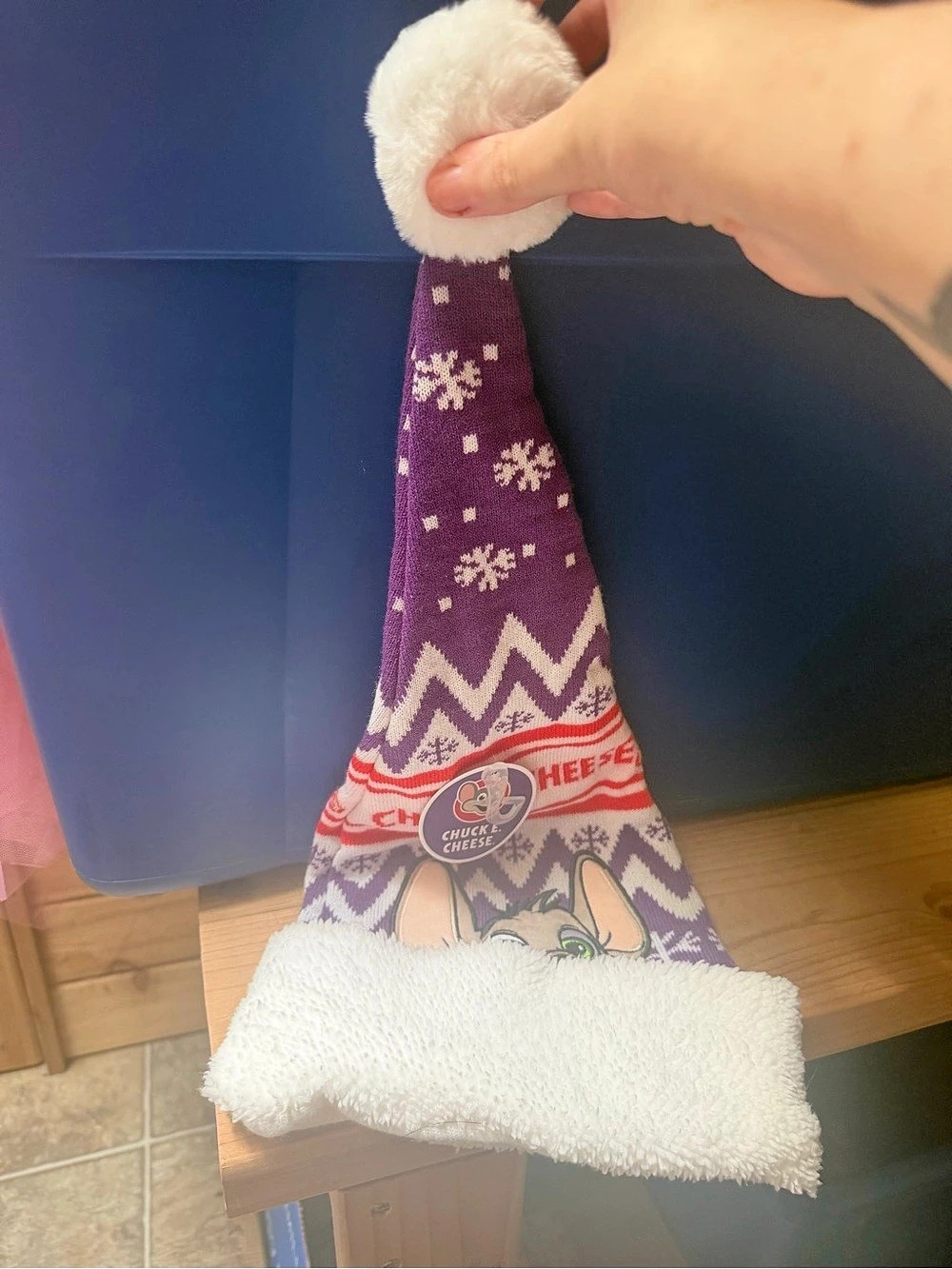 NWT. Chuck E. Cheese Holiday Santa Hat Kids Purple & White